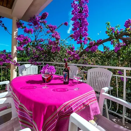 Stunning 3-bed House In Holiday home Orebic
