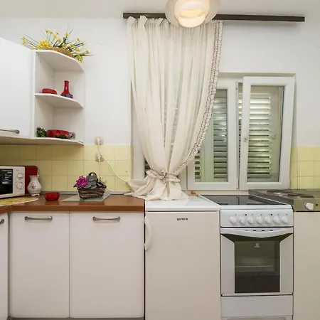 Dom wakacyjny House - Sleeps 8 - Garden - Parking *